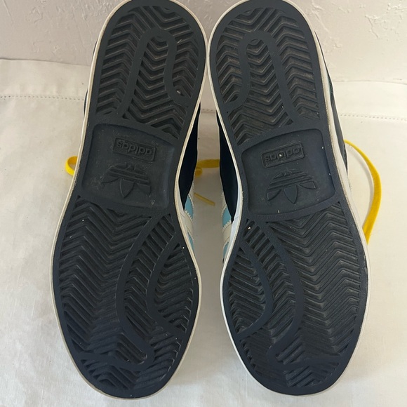 Adidas Woman’s High-Top Hard Court Sneakers Red, Blue, Pink & Yellow SZ 5.5 - Picture 7 of 12